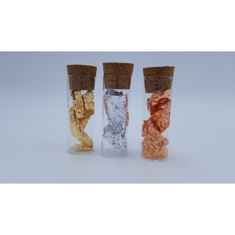 Feuille d'or, d'argent et de cuivre